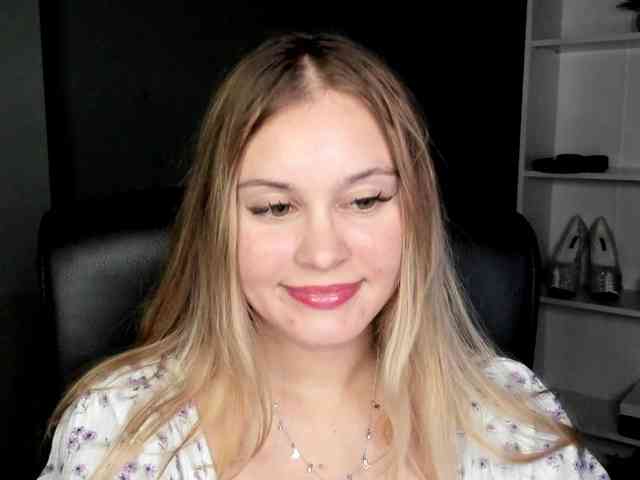 PERFECTvaleria webcam