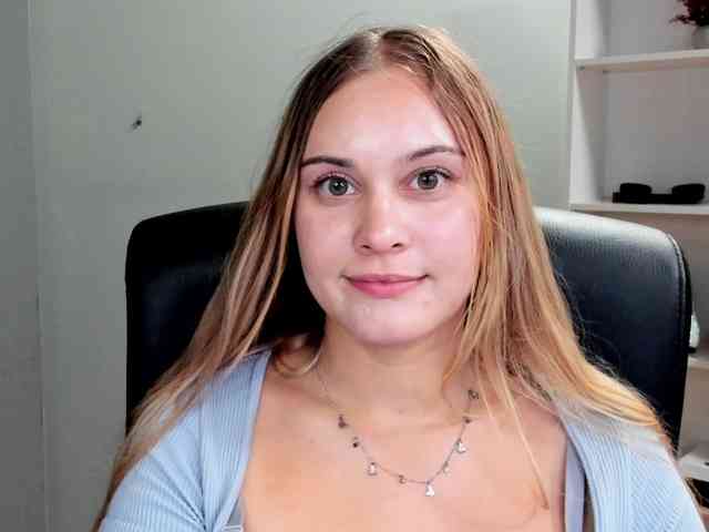 PERFECTvaleria webcam