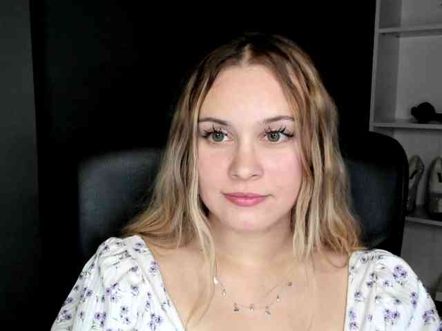 PERFECTvaleria webcam