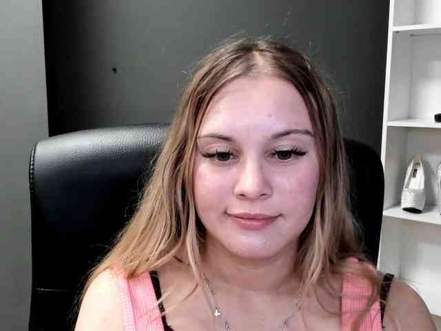 PERFECTvaleria webcam