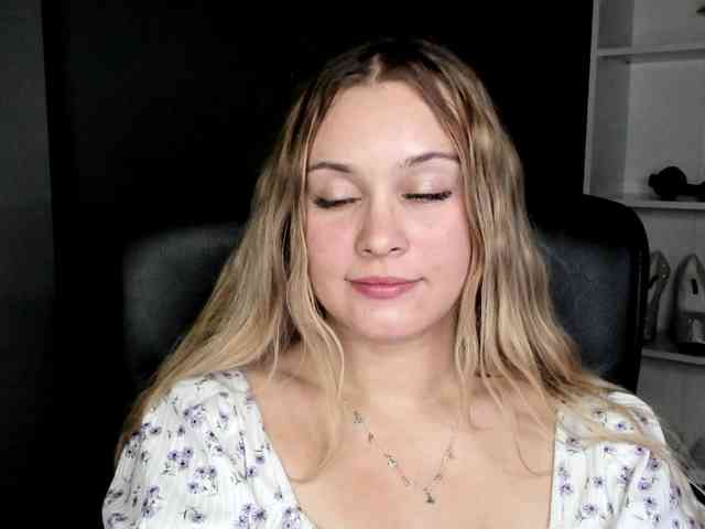 PERFECTvaleria webcam
