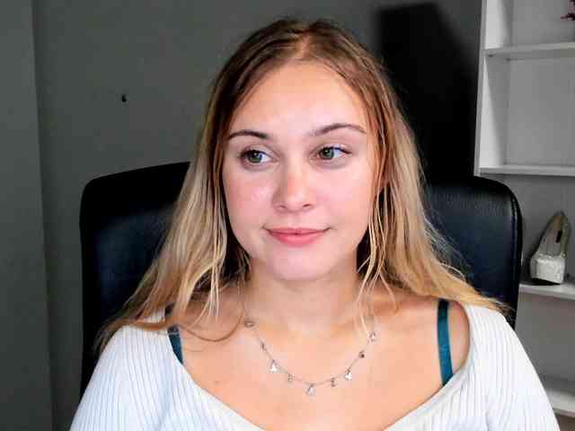 PERFECTvaleria webcam