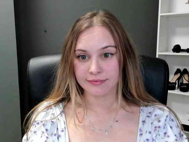 PERFECTvaleria webcam