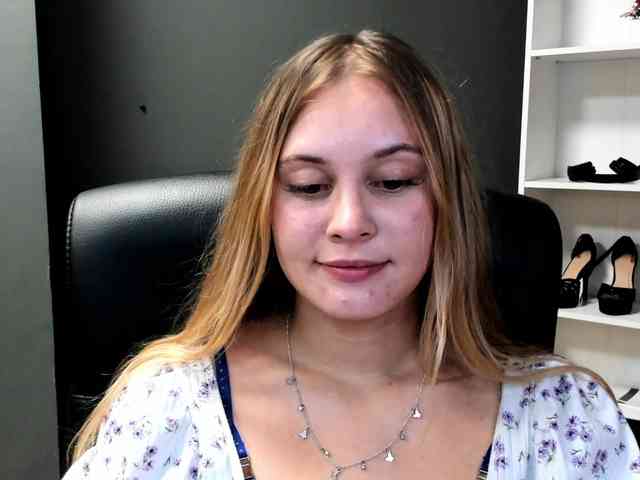 PERFECTvaleria webcam