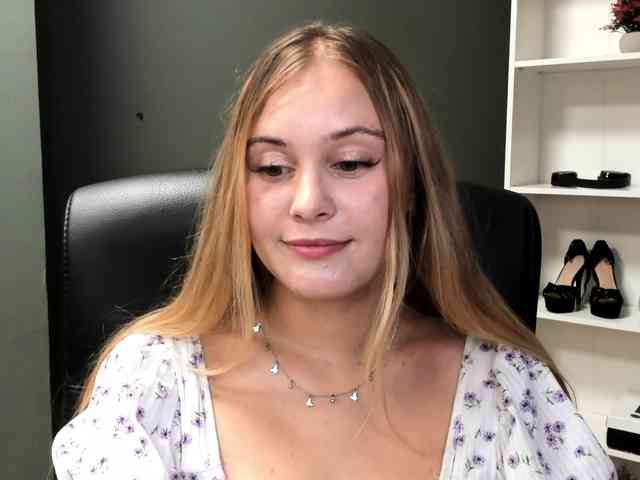 PERFECTvaleria webcam