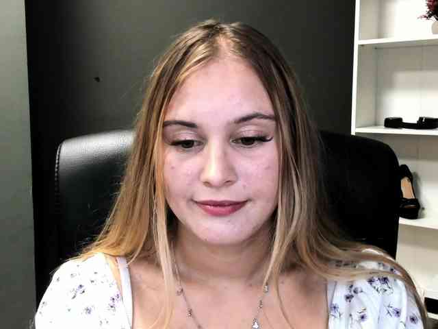 PERFECTvaleria webcam