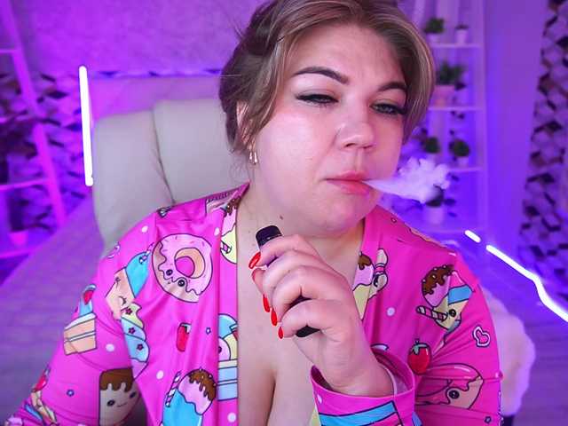 AlishaMalinka's BongaCams show and profile