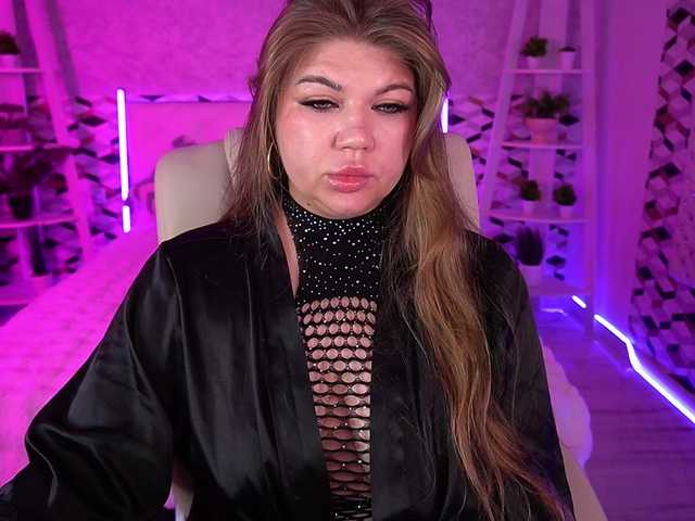 AlishaMalinka live cam