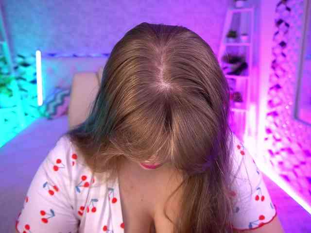 AmellyWhite webcam