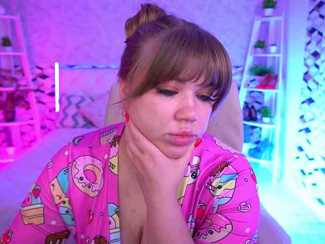 AmellyWhite webcam