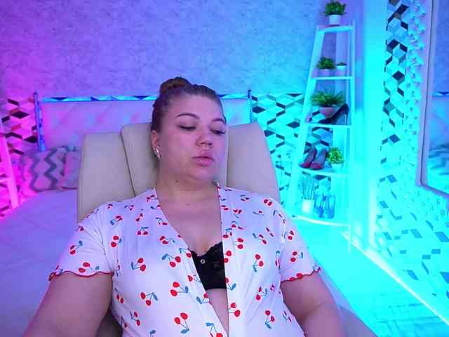 AmellyWhite webcam