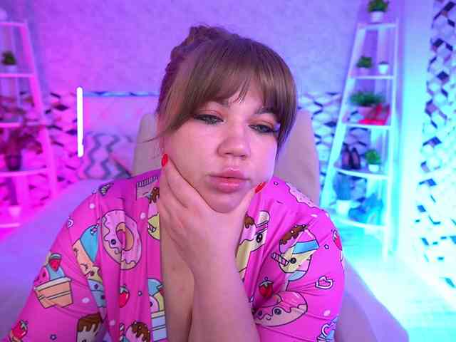 AmellyWhite webcam