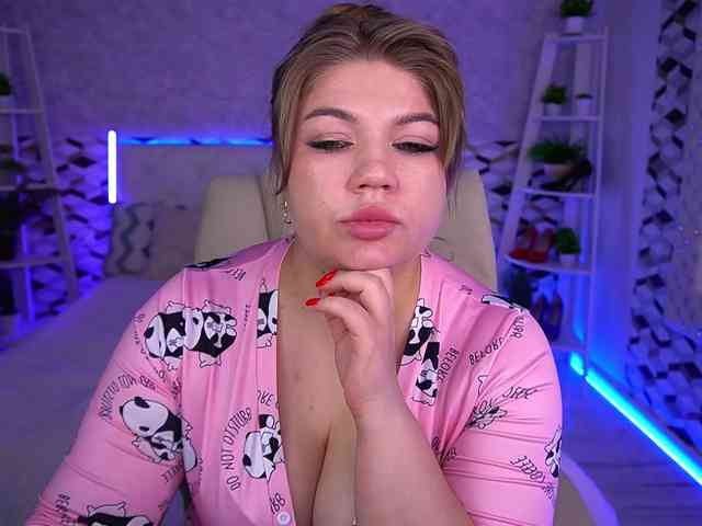AmellyWhite webcam
