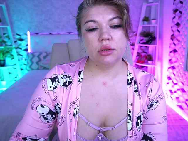 AmellyWhite webcam