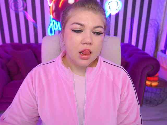 AmellyWhite webcam