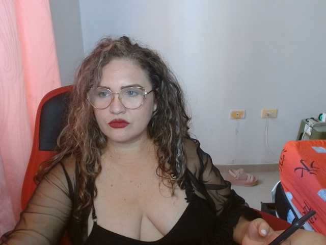 helenca1980 live cam on BongaCams