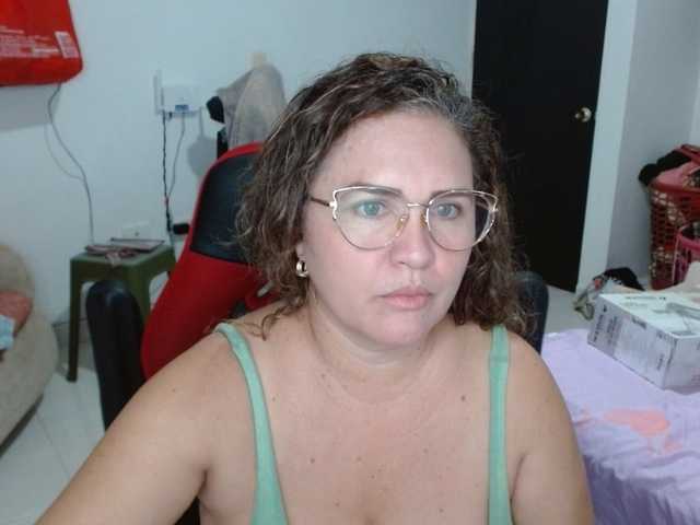 helenca1980 live cam on BongaCams