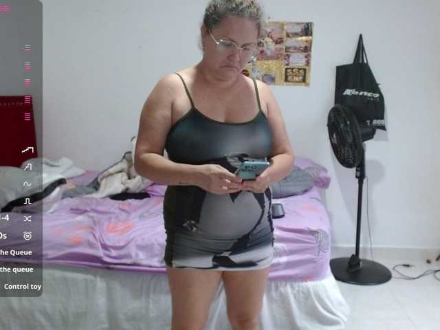 helenca1980 live cam on BongaCams