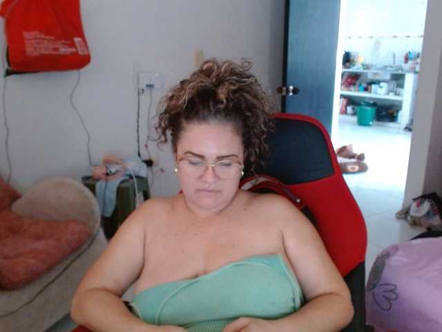 helenca1980 live cam on BongaCams