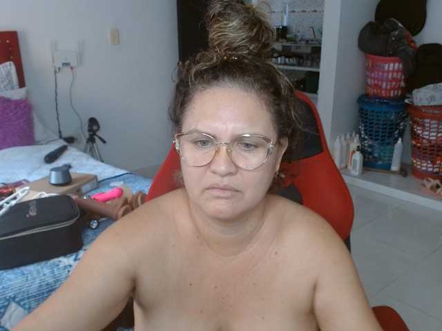 helenca1980 live cam on BongaCams