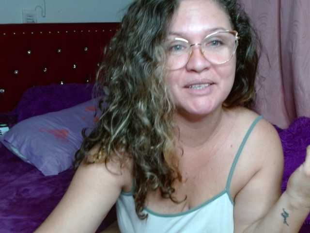 helenca1980's BongaCams show and profile