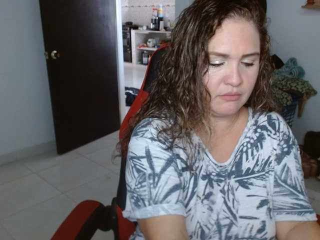 helenca1980 live cam on BongaCams