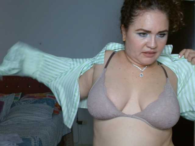 helenca1980 live webcam show