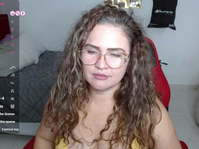 helenca1980 live cam on BongaCams