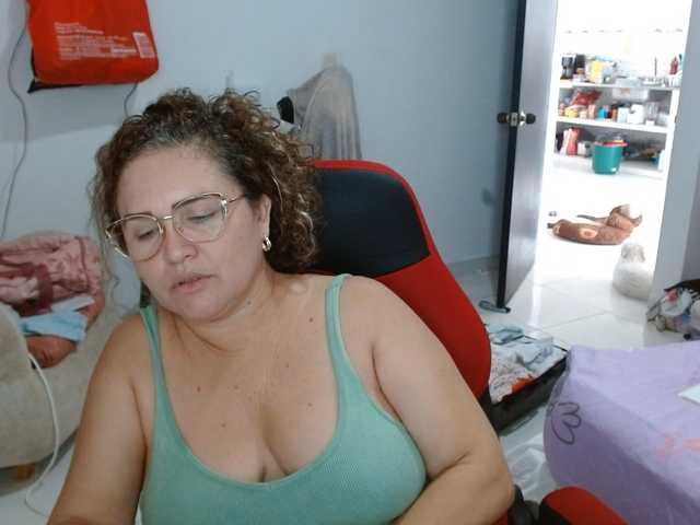 helenca1980 live cam on BongaCams