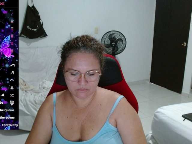 helenca1980 live cam on BongaCams