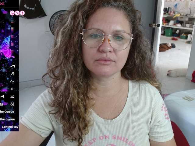 helenca1980 live cam on BongaCams