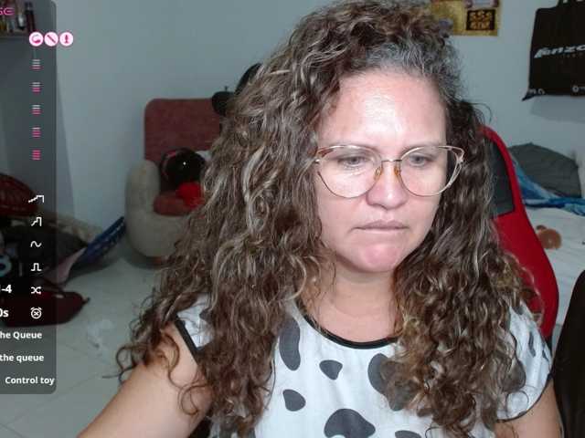 helenca1980, live now on BongaCams