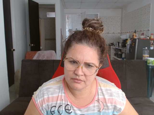 helenca1980 live cam on BongaCams