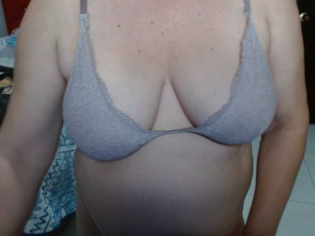 helenca1980 live webcam show