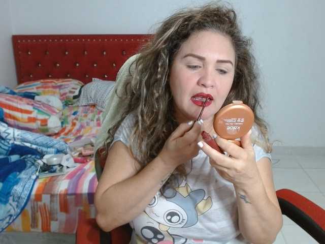 helenca1980 live webcam show