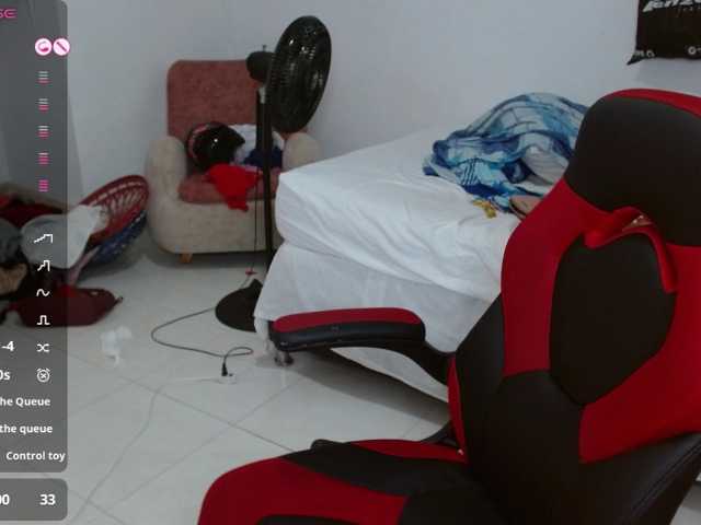 helenca1980, live now on BongaCams