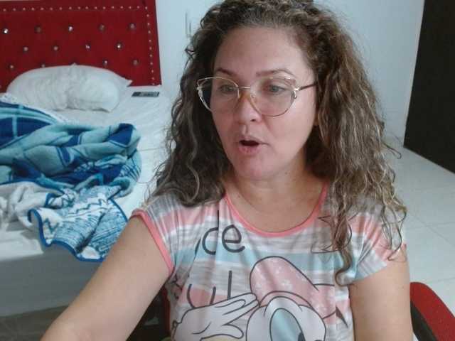 helenca1980 live cam on BongaCams