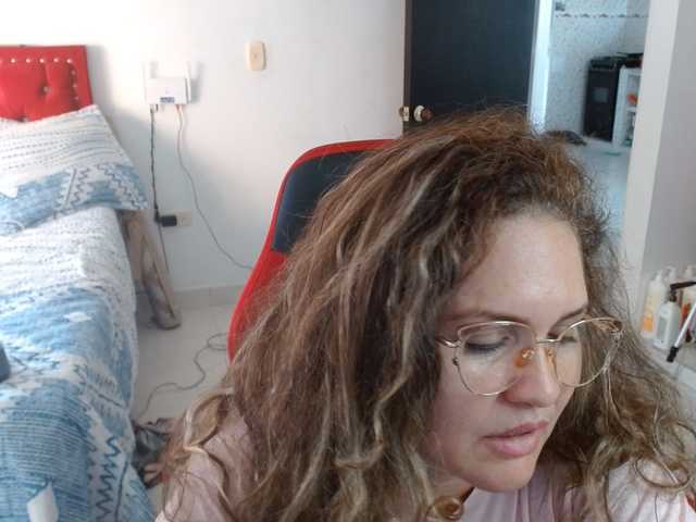 helenca1980 live webcam show