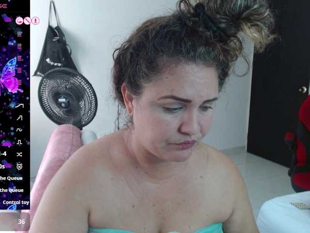 helenca1980 live cam on BongaCams