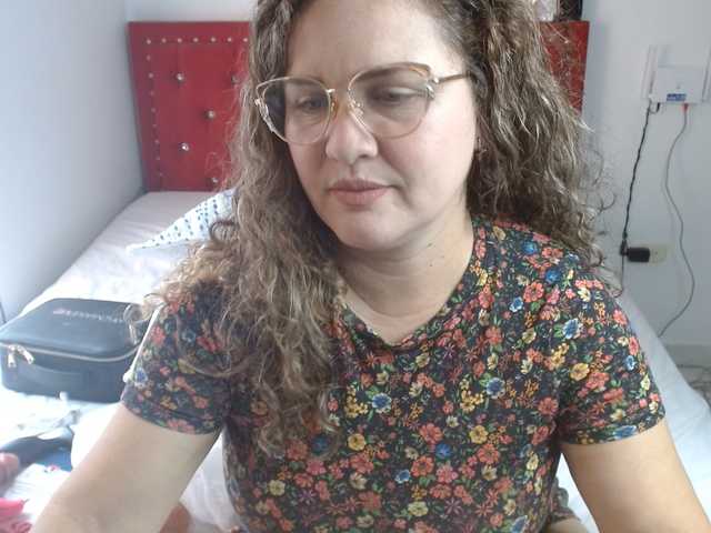 helenca1980 live cam on BongaCams