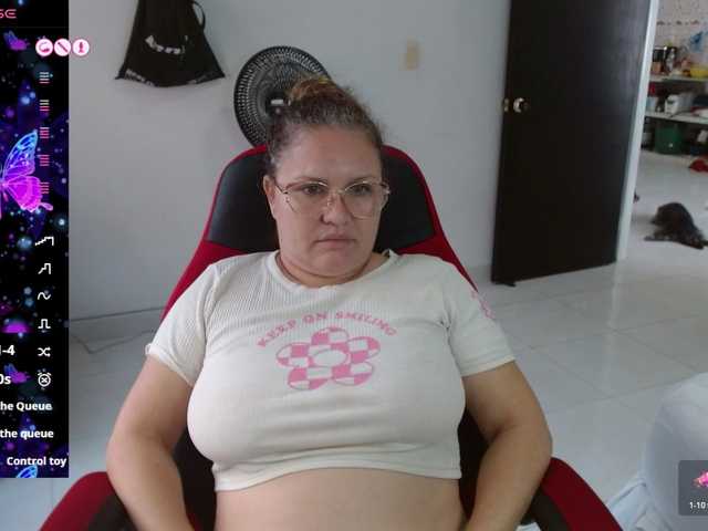 helenca1980 live cam on BongaCams