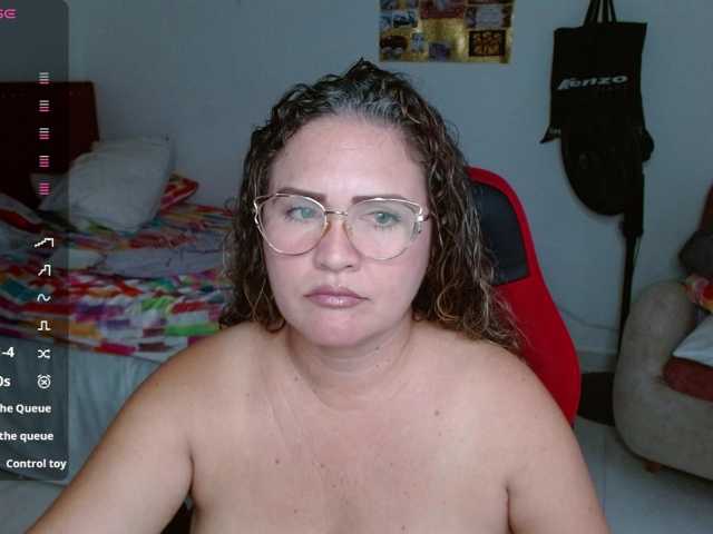 helenca1980 live cam on BongaCams