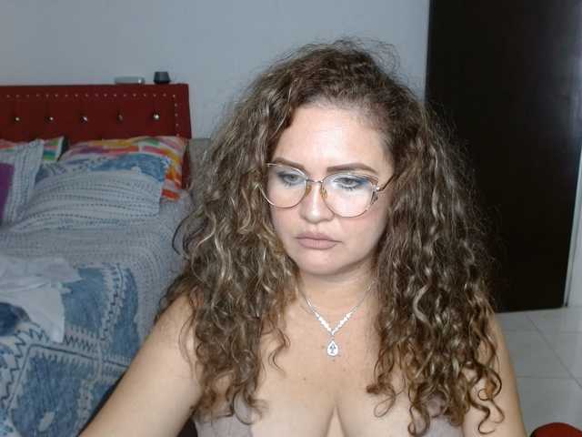 helenca1980 live webcam show