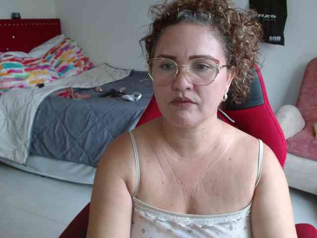 helenca1980 webcam