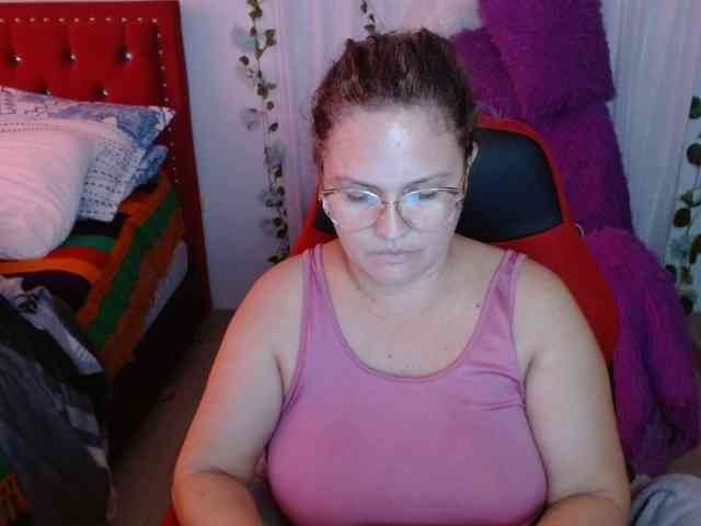 helenca1980 webcam