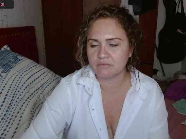helenca1980 webcam
