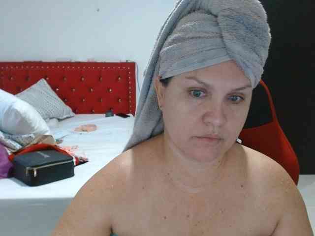 helenca1980 webcam