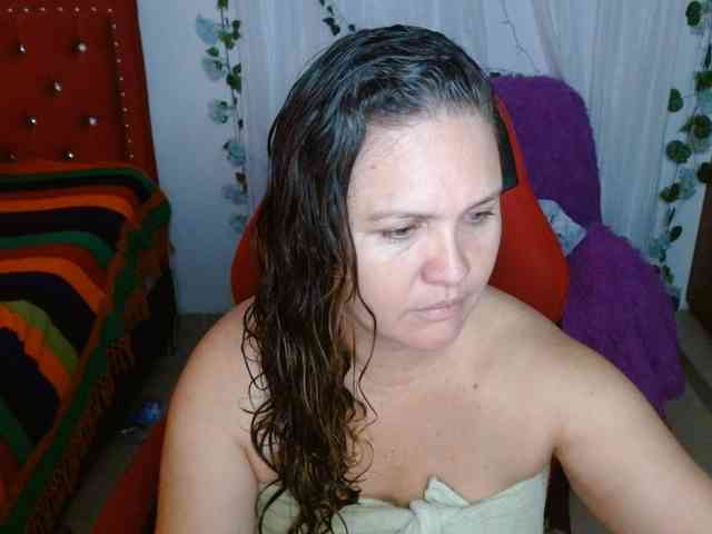 helenca1980 webcam