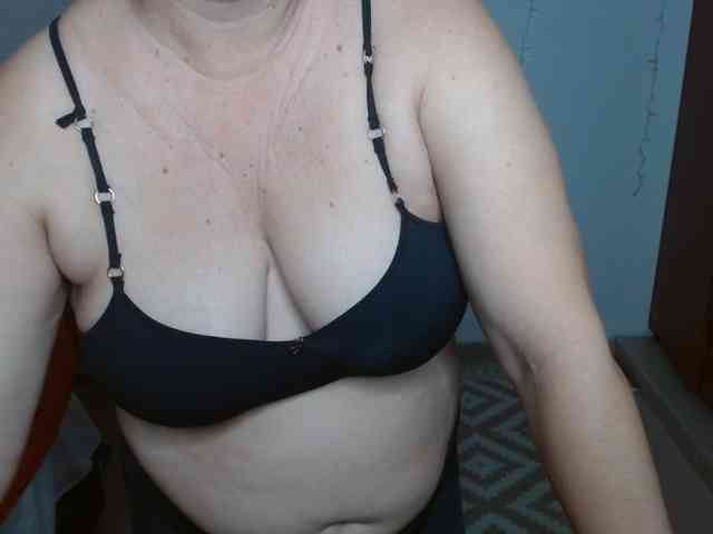 helenca1980 webcam
