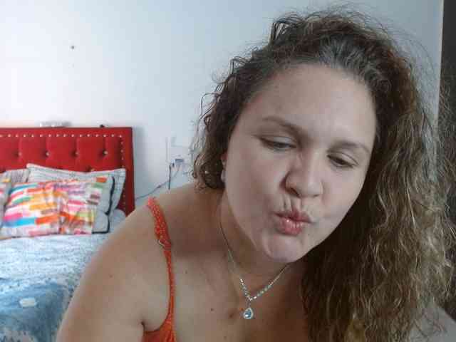 helenca1980 webcam